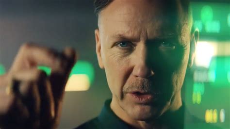 Mikael Persbrandt frontar Bet365 .